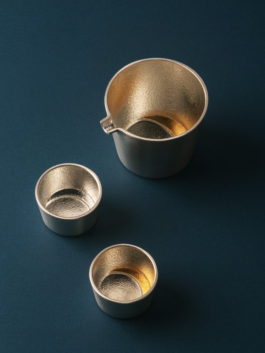 【和紙でラッピング済】 能作 月の酒器セット (片口 - 月 - 金箔 + ぐい呑 - 月 - 錫 ・ 金)