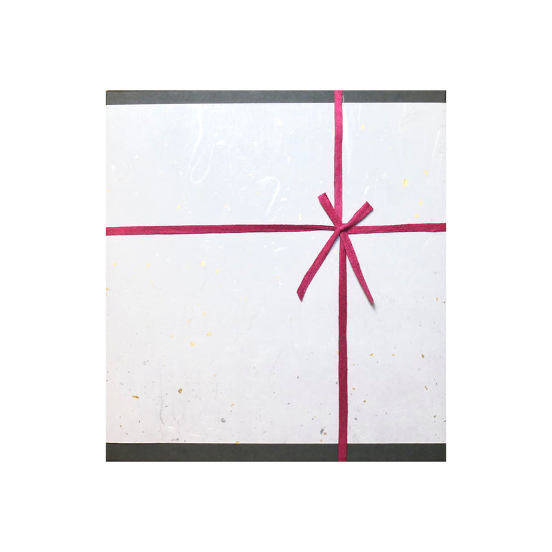 [Wrapping with Japanese paper] Katakuchi - Small Gold leaf 1 piece + Sake cup - Gold 2 pieces